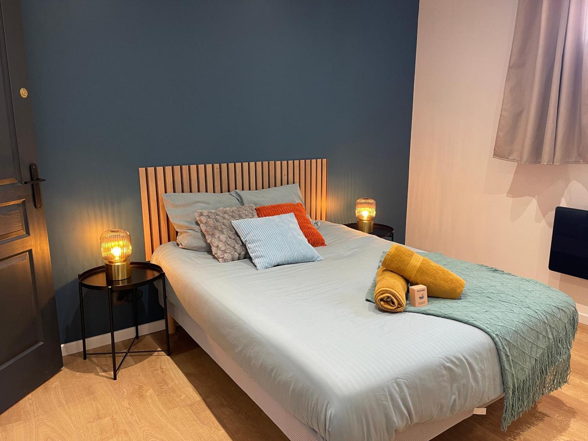 Les 3 Suites - 6 Personnes - 3 Chambres Avec Sdb Privatives Lens Bagian luar foto